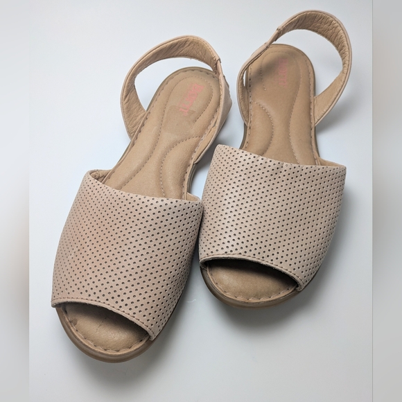 Born Trang Buff Beige Perforated Slingback Leather Sandals Womens Size 10 - Picture 14 of 14